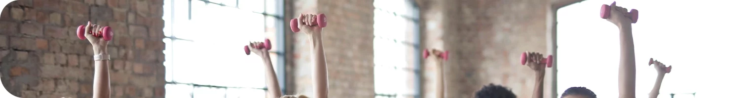 éance de sport en petit groupe avec Alex Brosse, coach sportive à Annecy